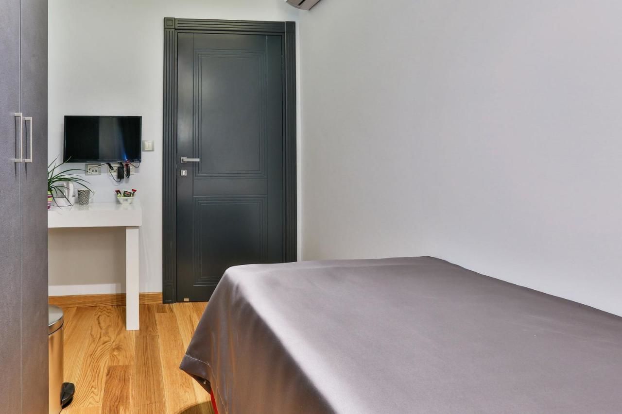 Отель Hotel M Подгорица