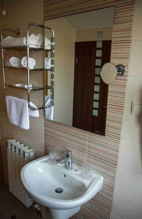 Отель Hotel M Подгорица